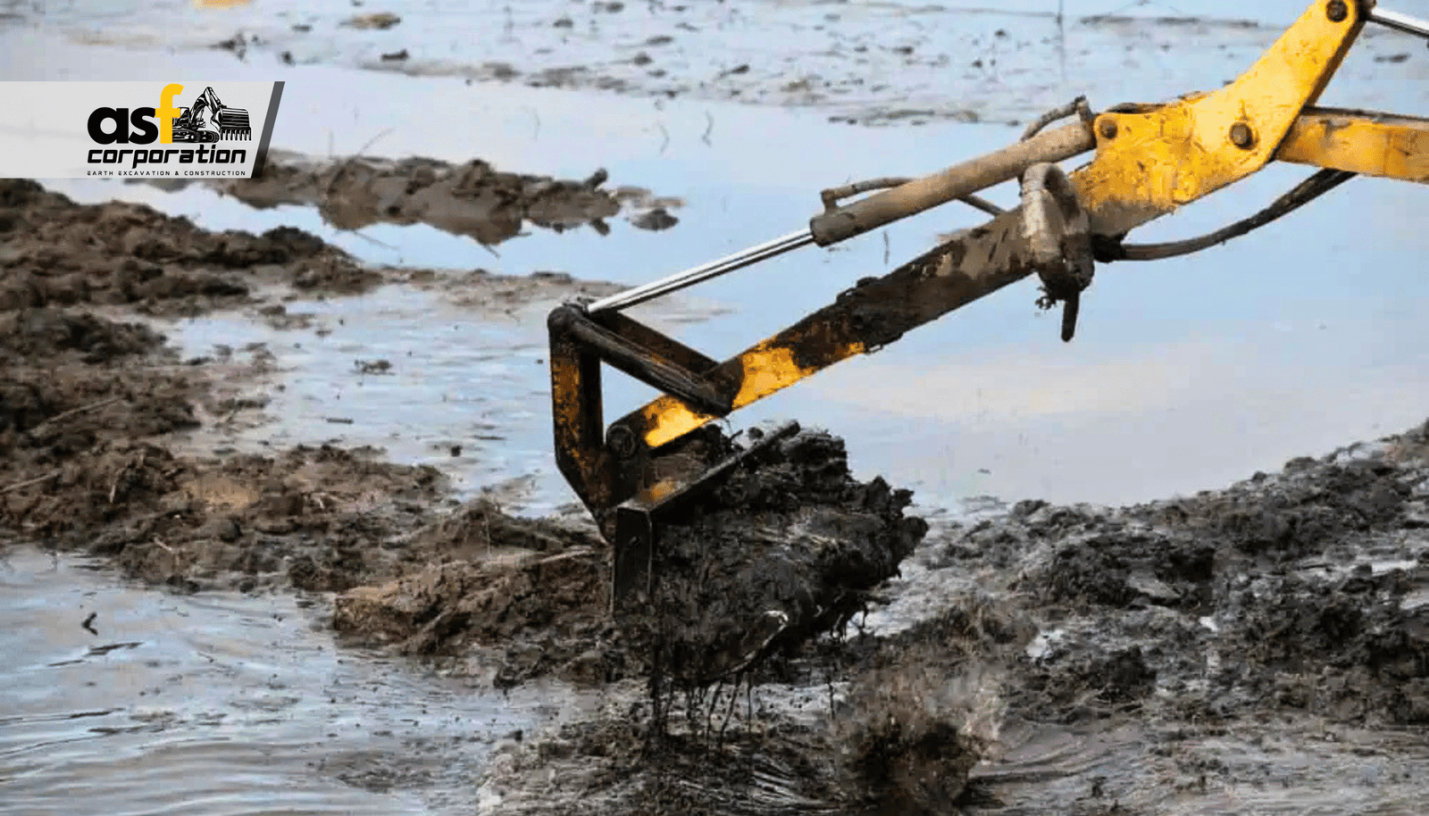 Dredging & Muck Excavation 